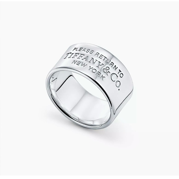 Return to Tiffany Wide Ring - Picture 2 of 6